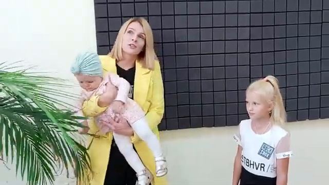 Видео-отзыв ученицы школы